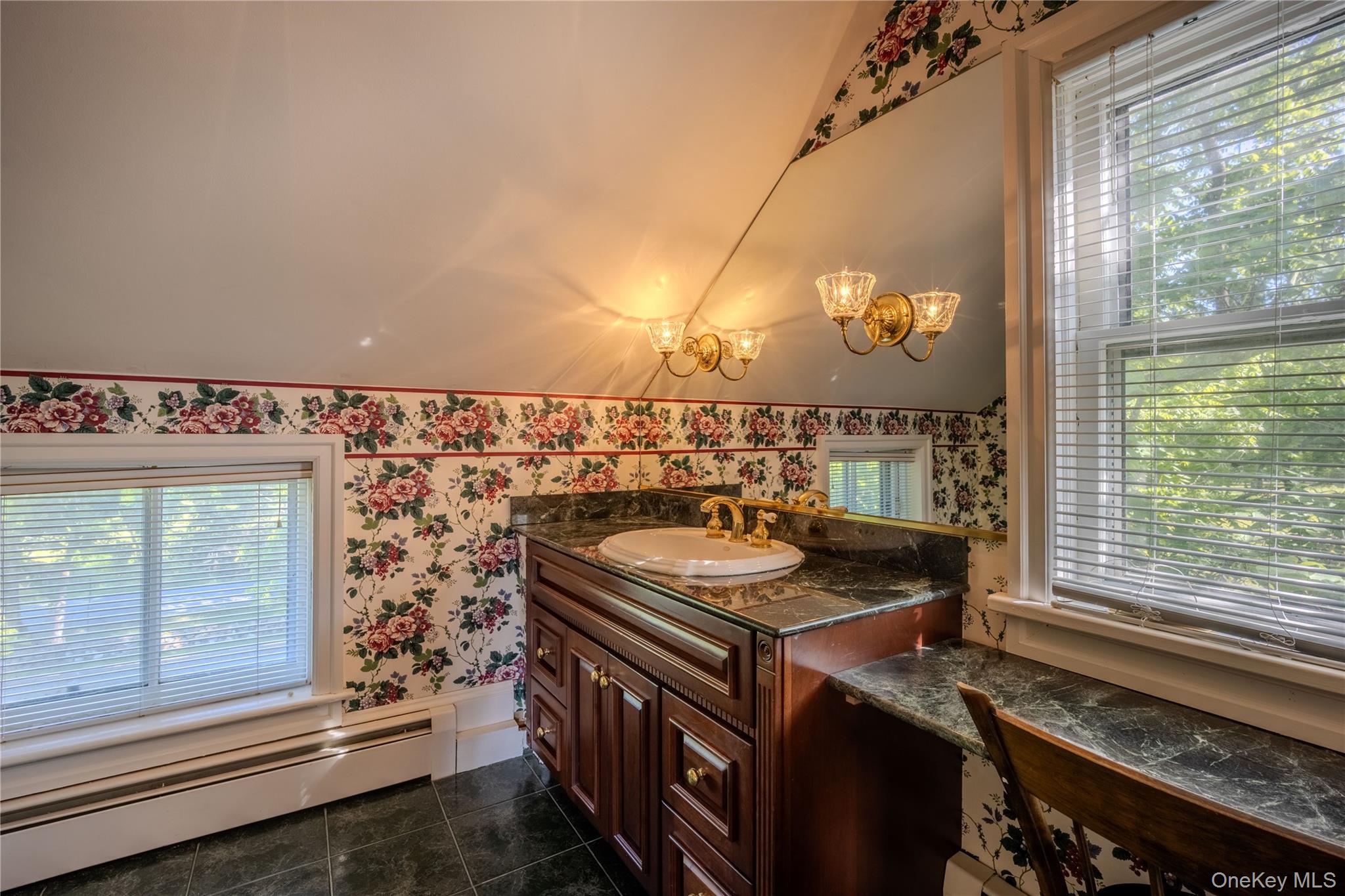 190 Dunthorne Road – For Sale photo 17