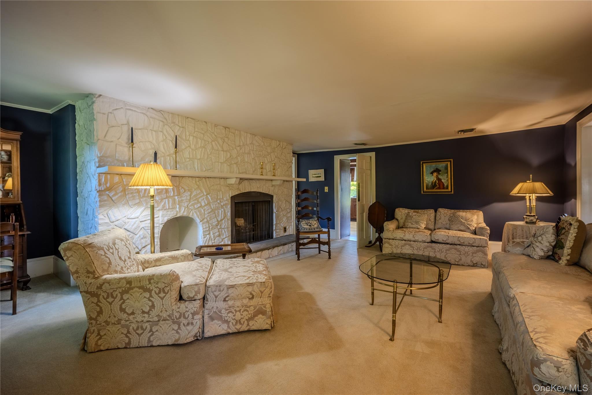 190 Dunthorne Road – For Sale photo 2