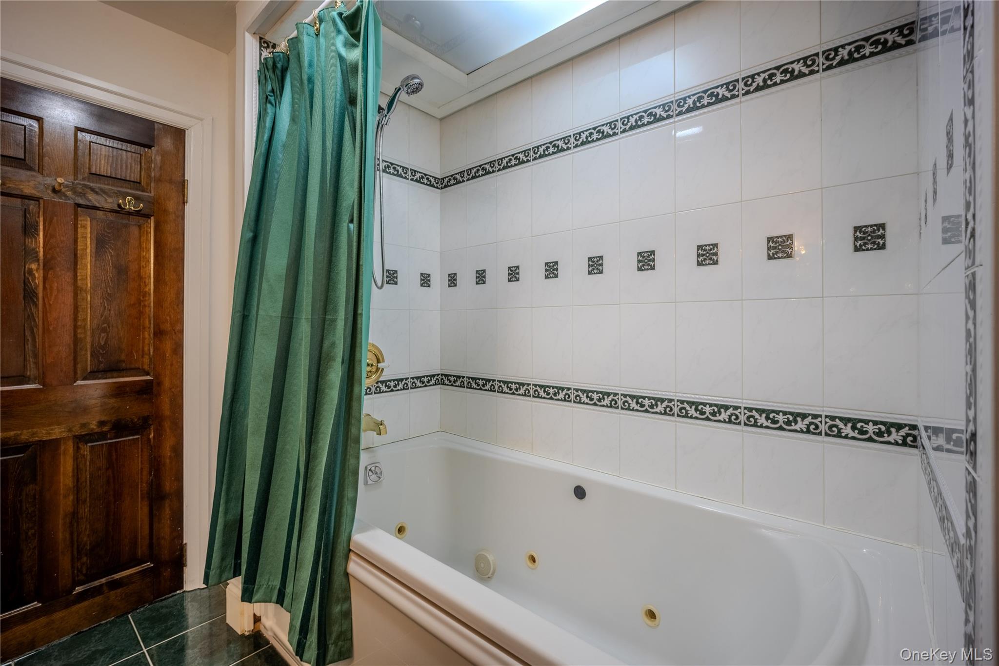 190 Dunthorne Road – For Sale photo 29