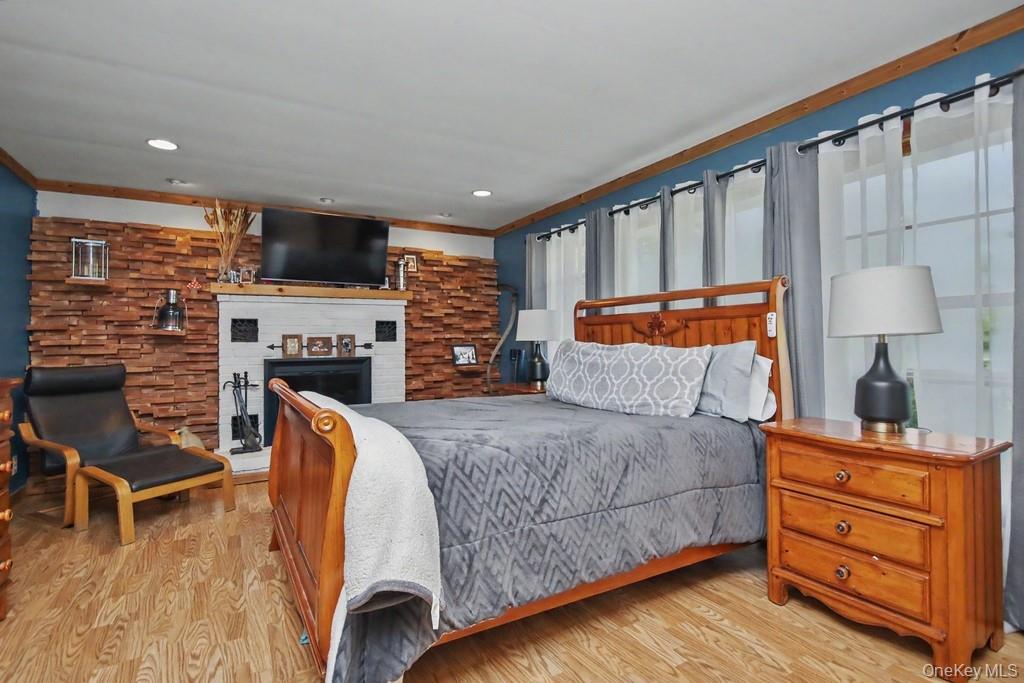 105 Cold Spring Road – For Sale photo 14