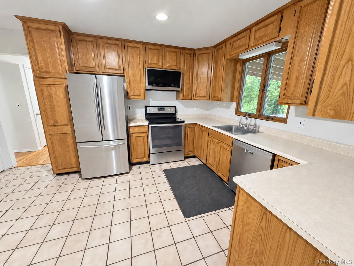 43 Tanya Lane – For Sale photo 7
