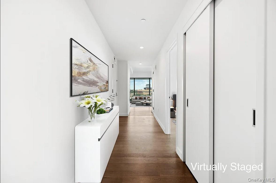 131-05 40 Road, Unit 16J photo 7
