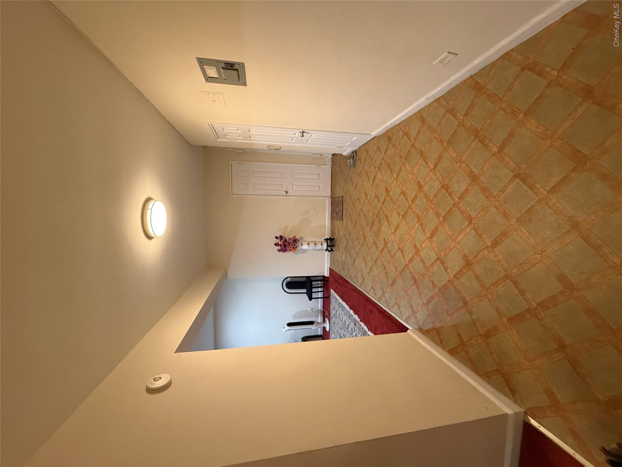 84-55 Daniels Street, Unit 5C photo 5