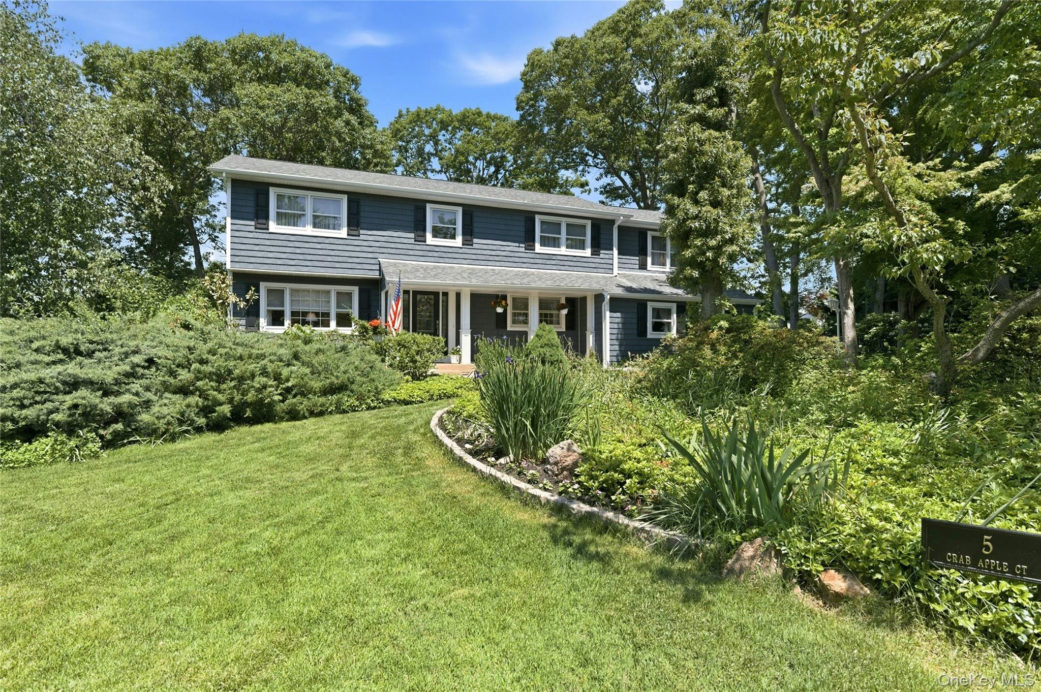 5 Crabapple Court – For Sale