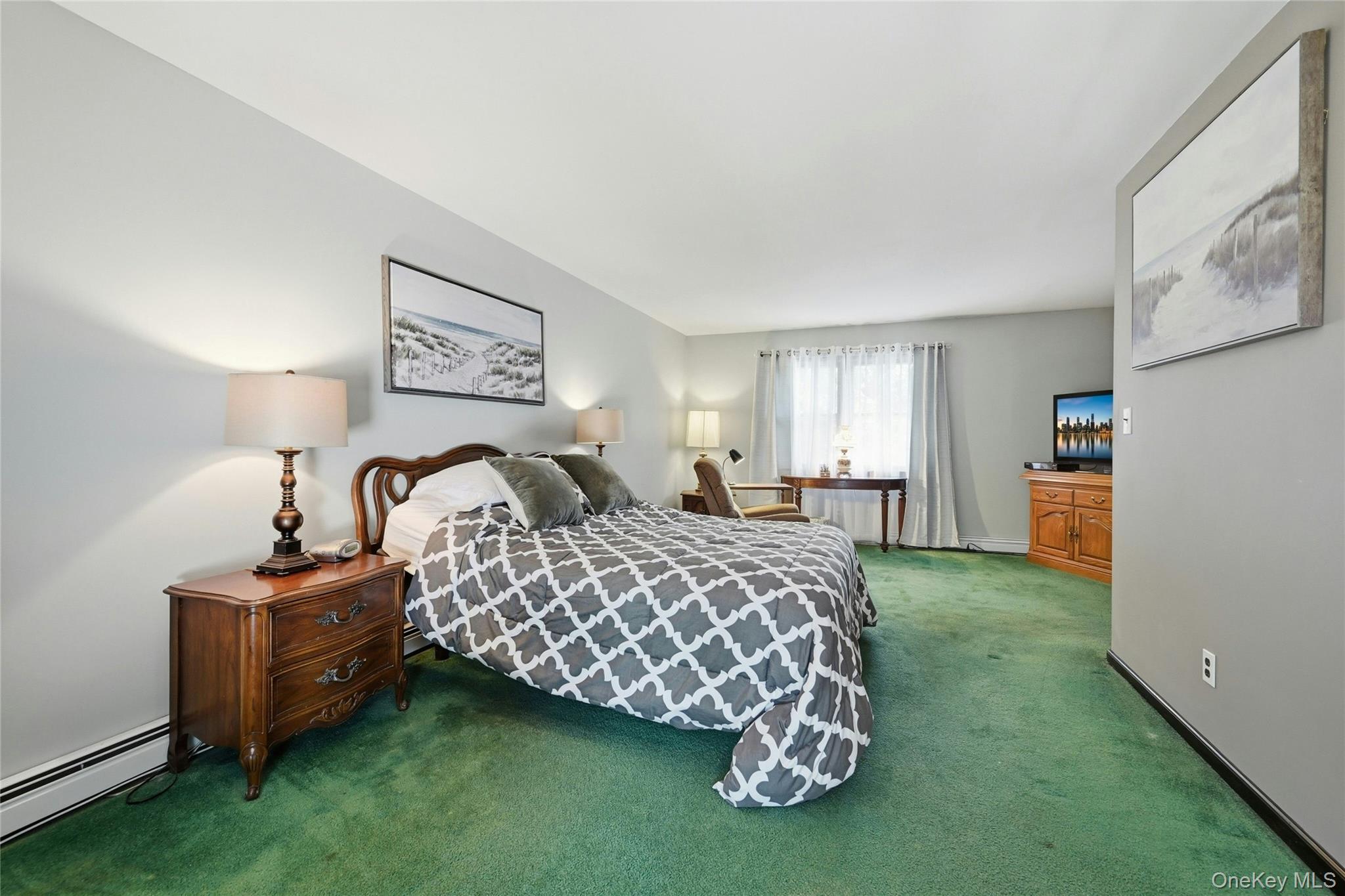 5 Crabapple Court – For Sale photo 2