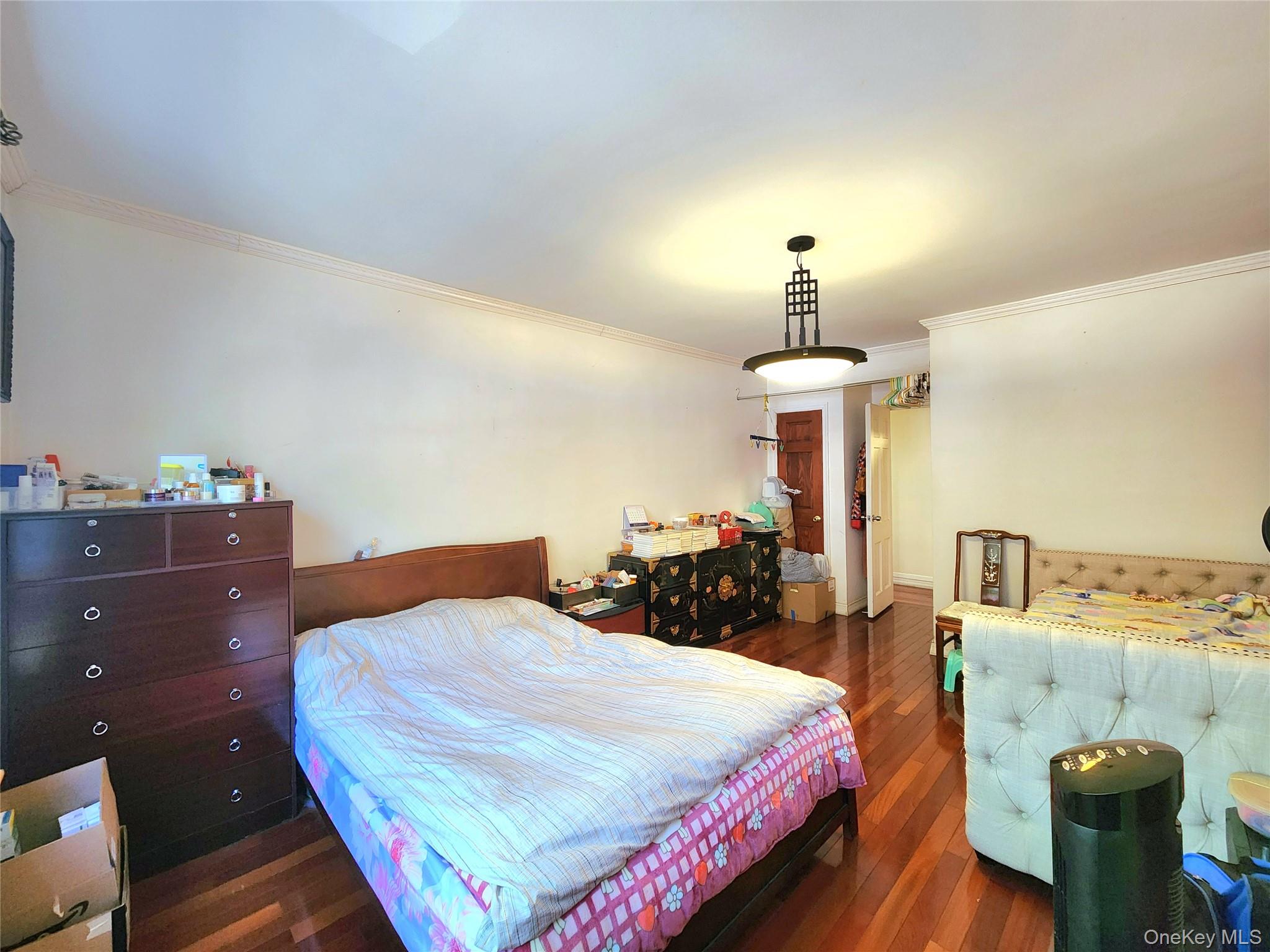143-07 Sanford Avenue, Unit 1K photo 9