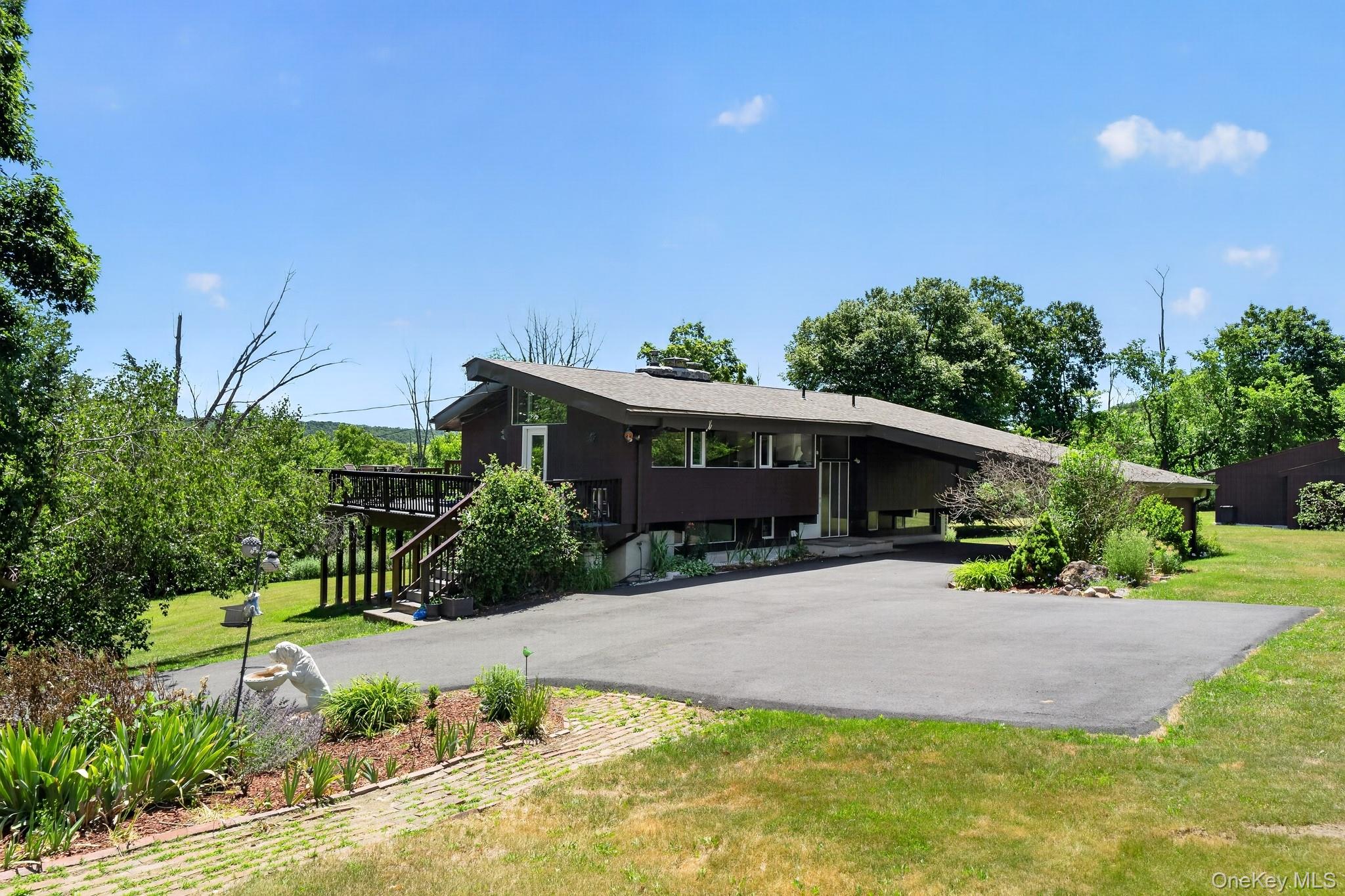 424 Laroe Road – For Sale photo 27
