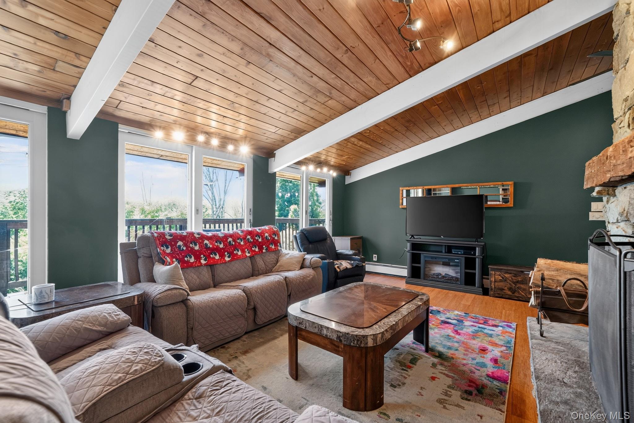 424 Laroe Road – For Sale photo 5