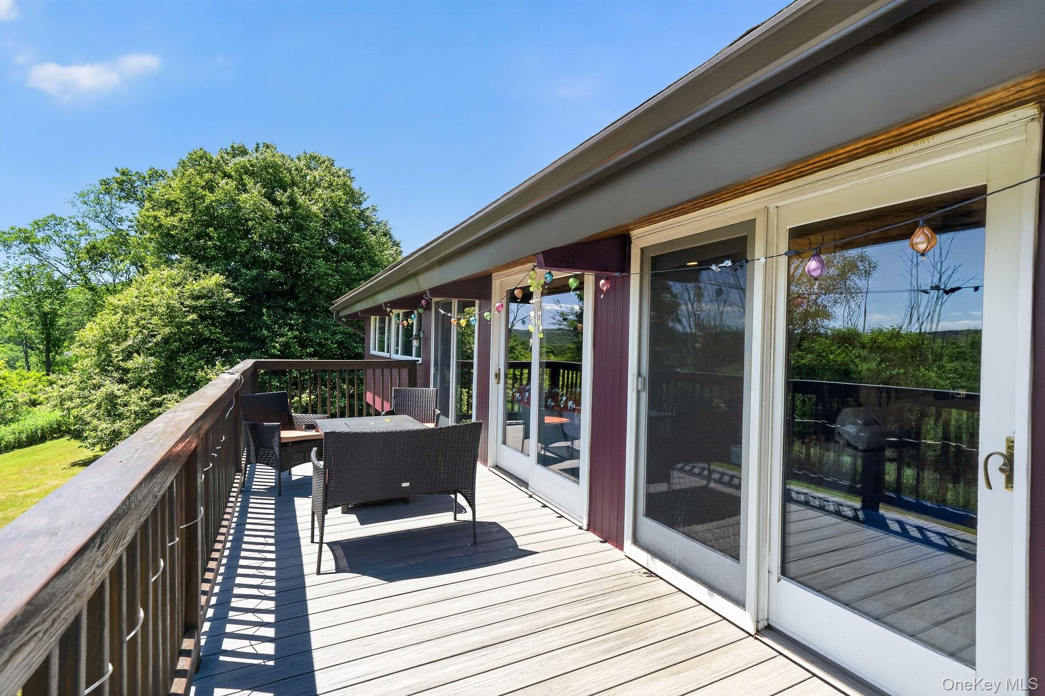 424 Laroe Road – For Sale photo 2