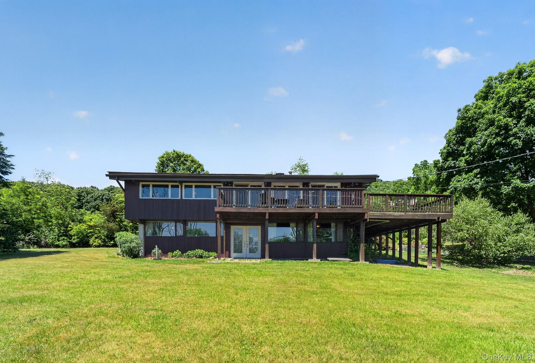 424 Laroe Road – For Sale
