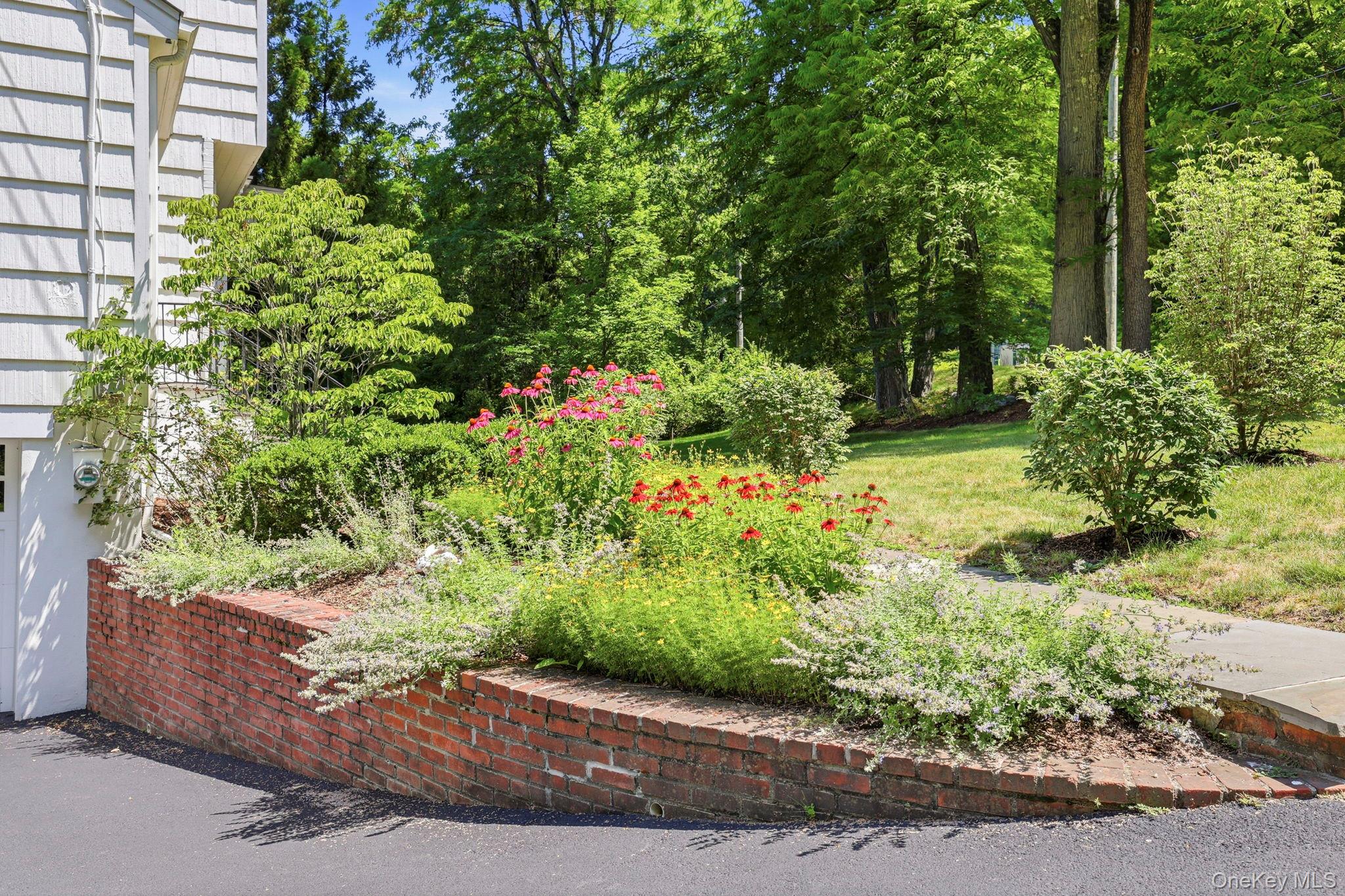 629 Scarborough Road – For Sale photo 40