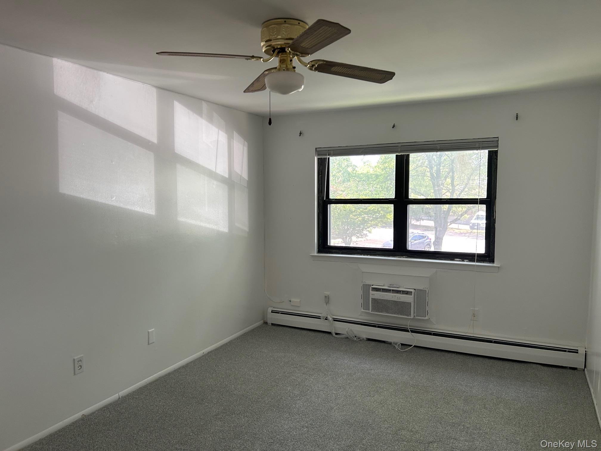 284 Sneden Place W, Unit 284 photo 27