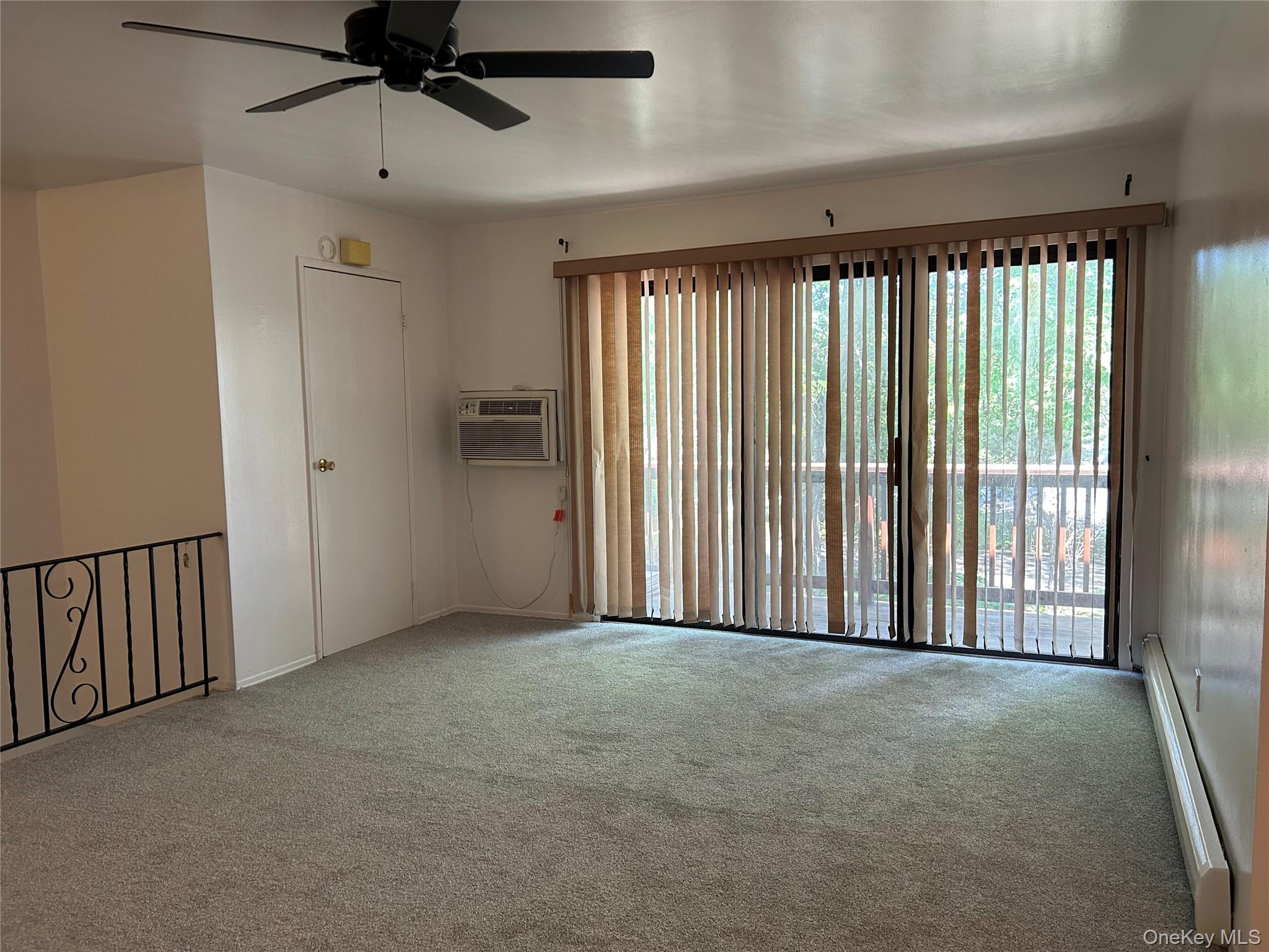 284 Sneden Place W, Unit 284 photo 6