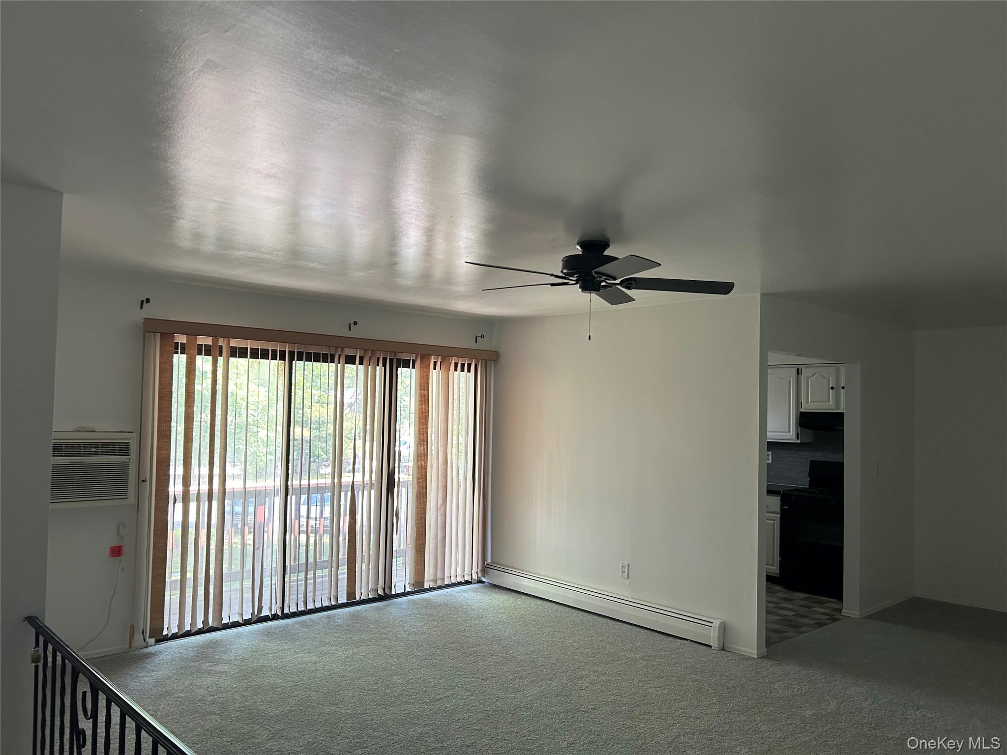 284 Sneden Place W, Unit 284 photo 12