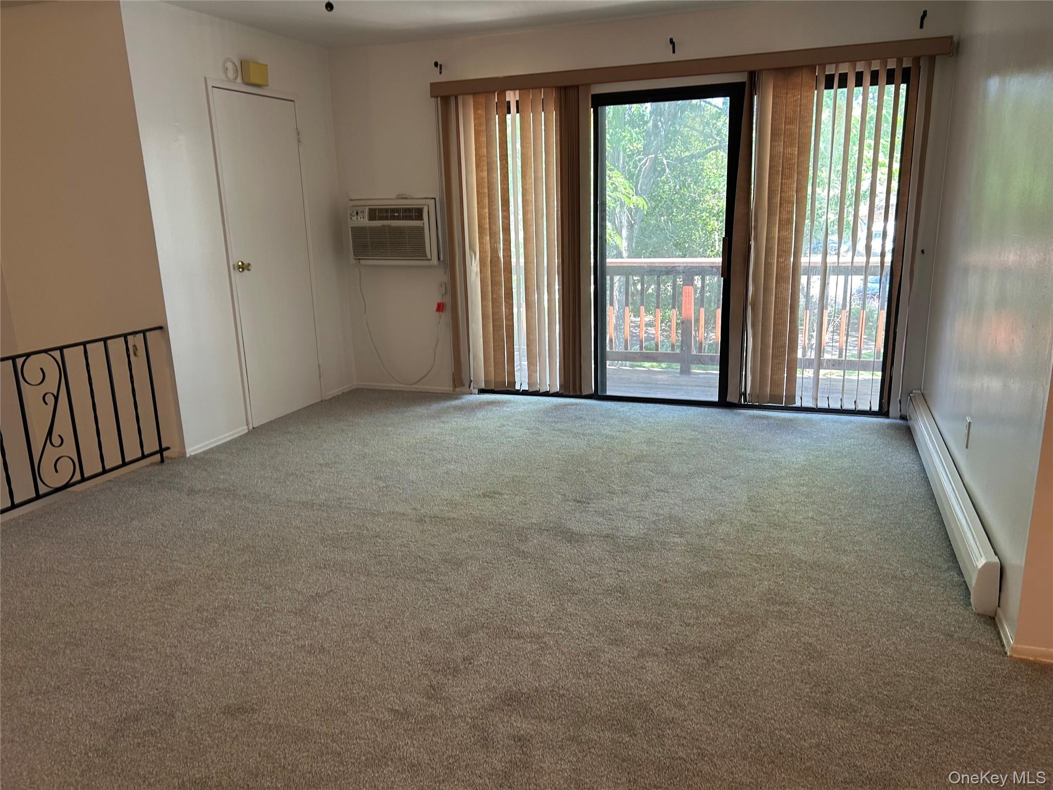 284 Sneden Place W, Unit 284 photo 9