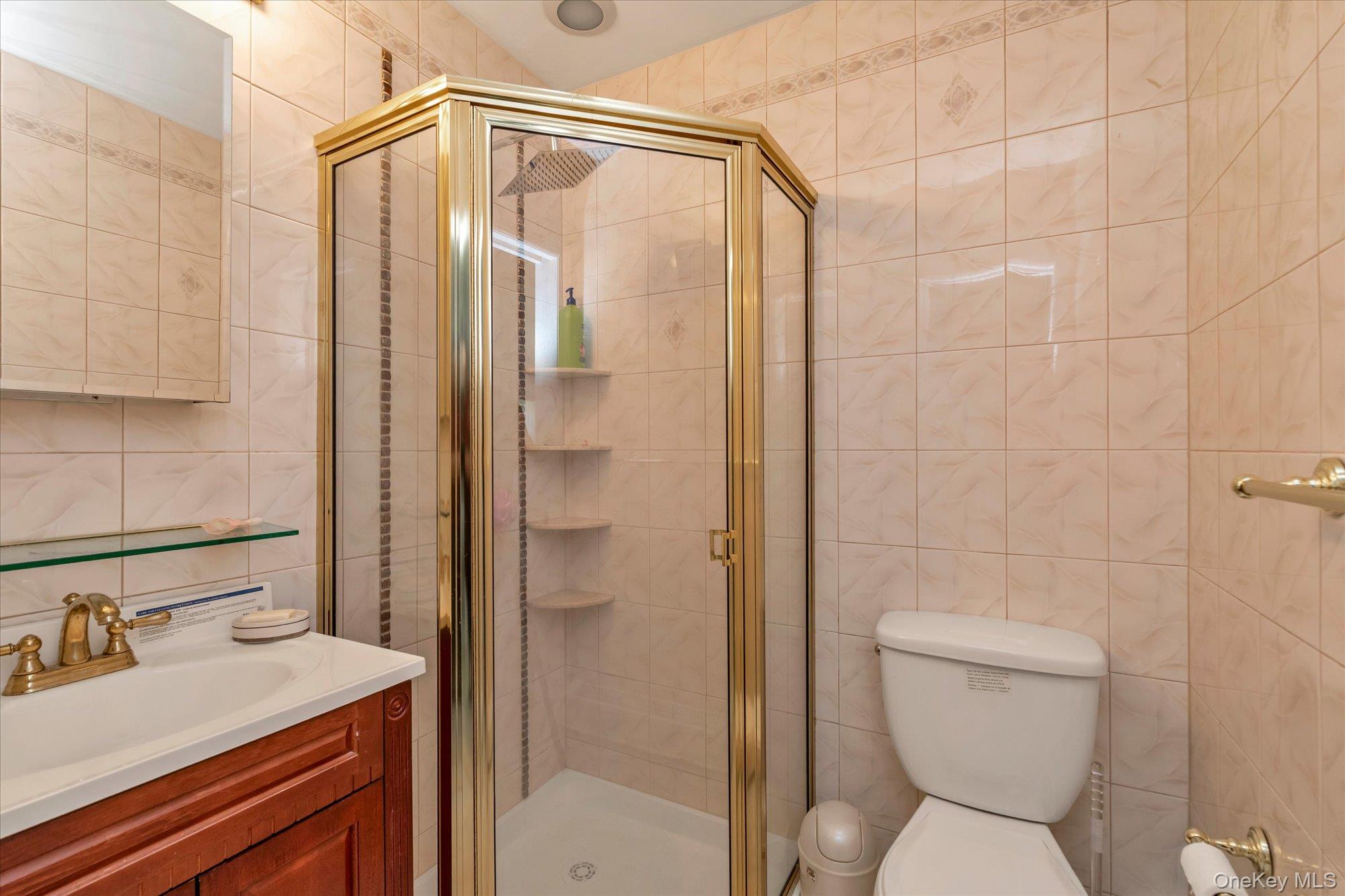 330 Bayville Avenue – For Sale photo 14