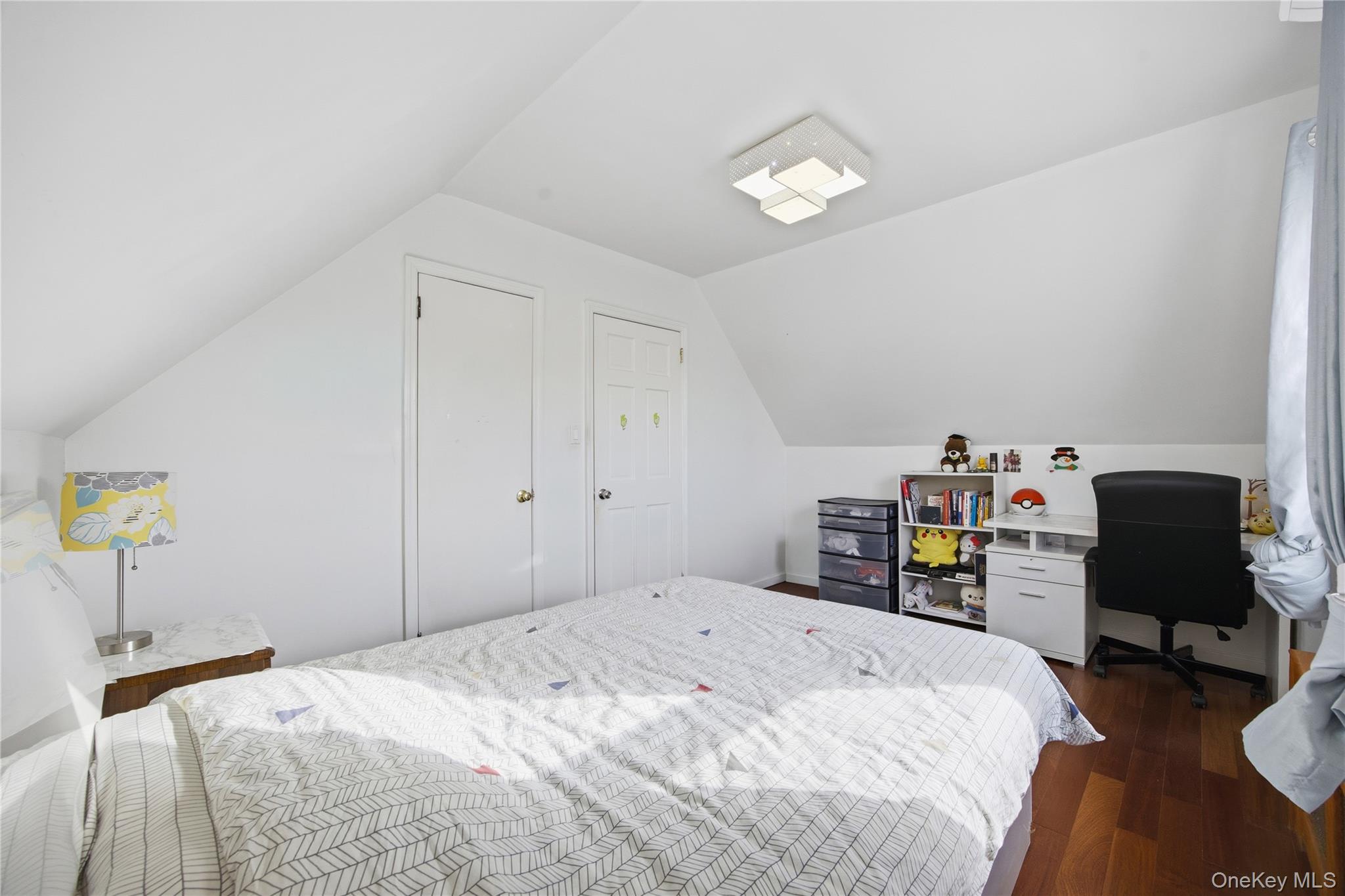 32-03 Clearview Expressway – For Sale photo 11