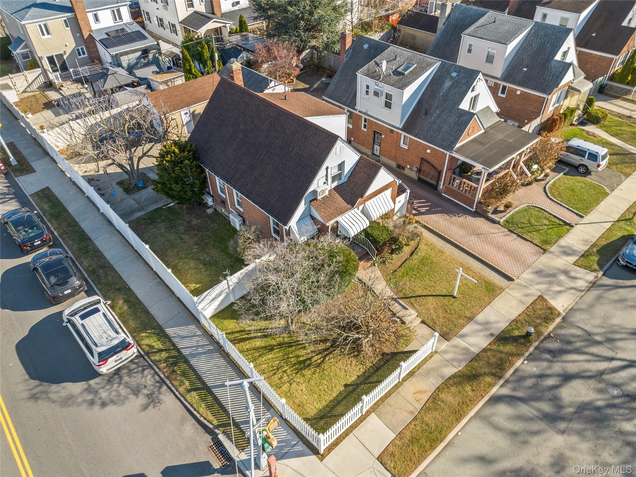32-03 Clearview Expressway – For Sale photo 19