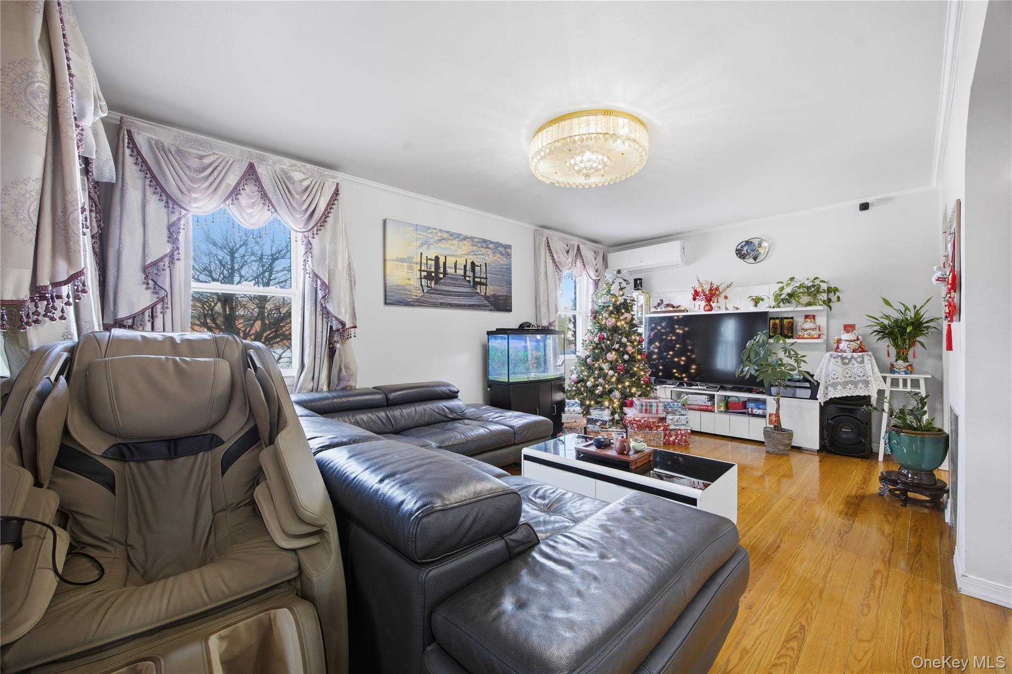 32-03 Clearview Expressway – For Sale photo 3