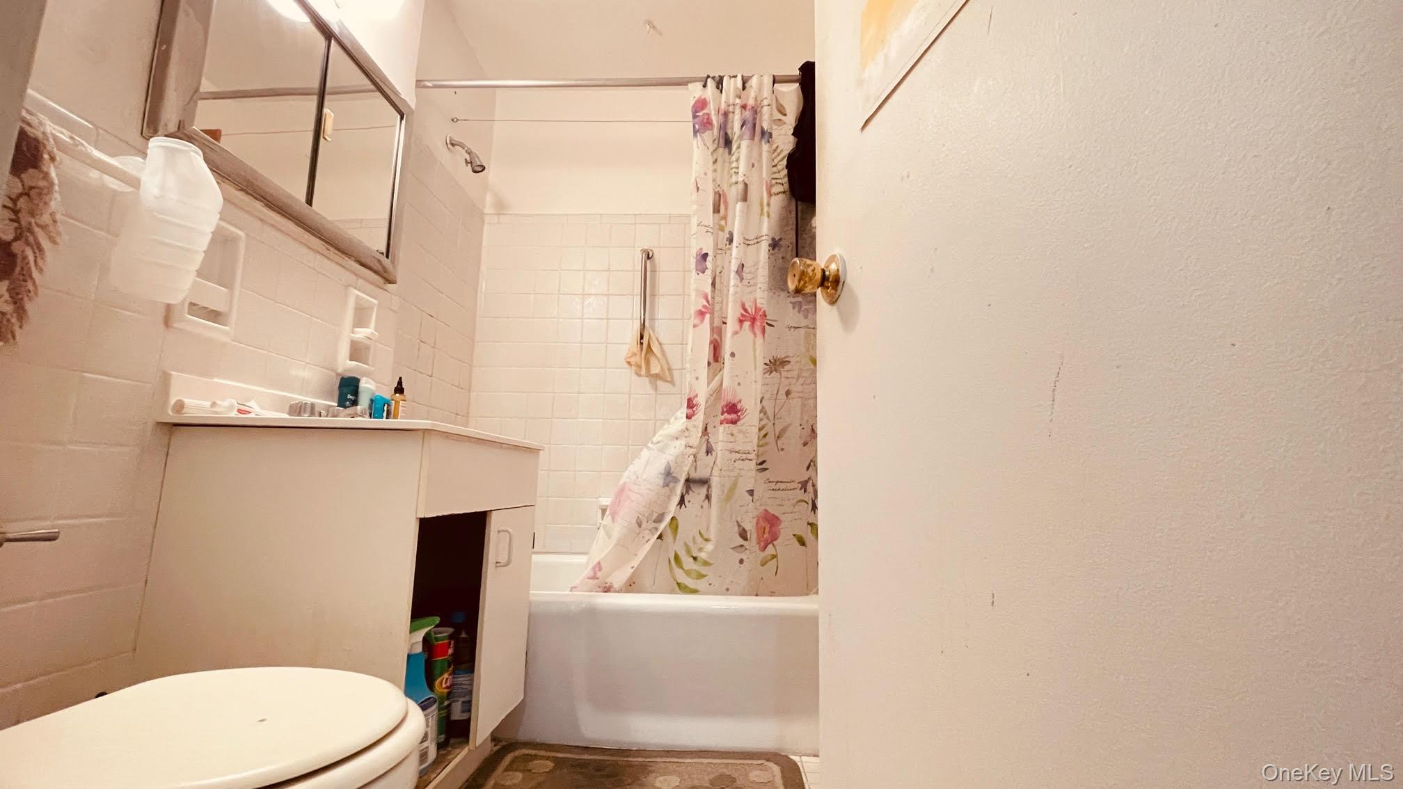 142-05 Roosevelt Avenue, Unit 721 photo 7