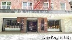 142-05 Roosevelt Avenue, Unit 721 photo 9