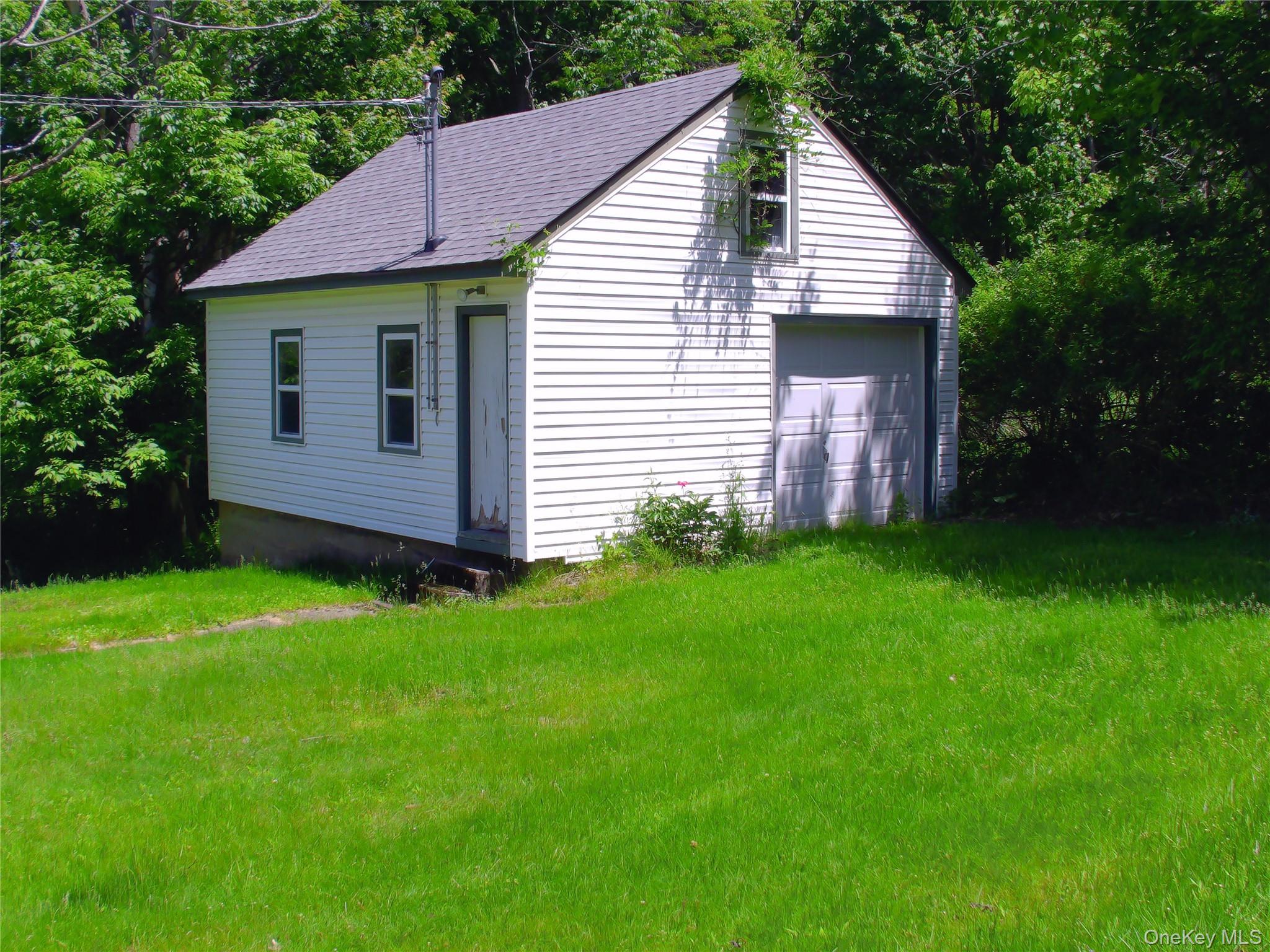 15 Cora Avenue – For Sale photo 3