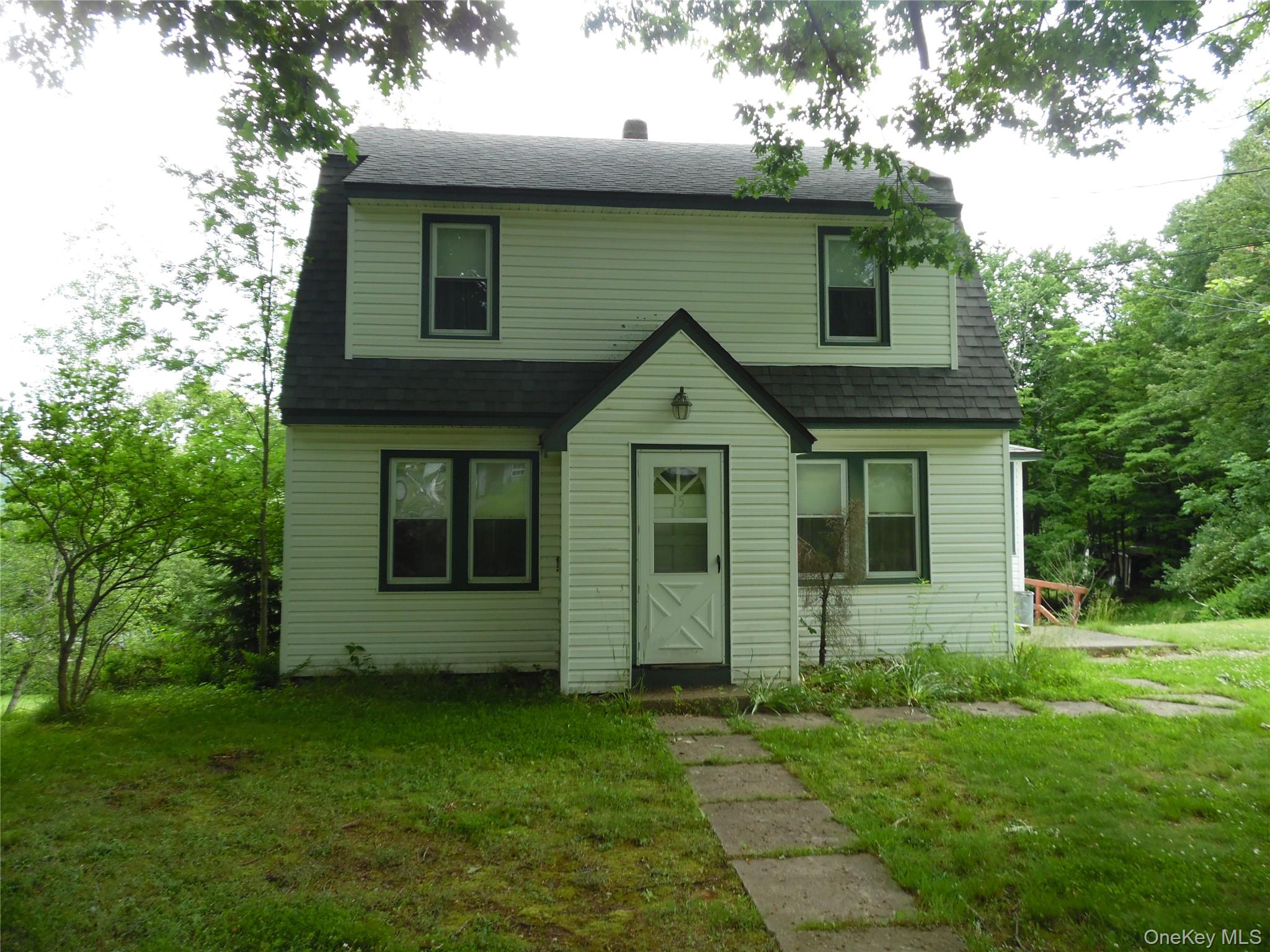 15 Cora Avenue – For Sale