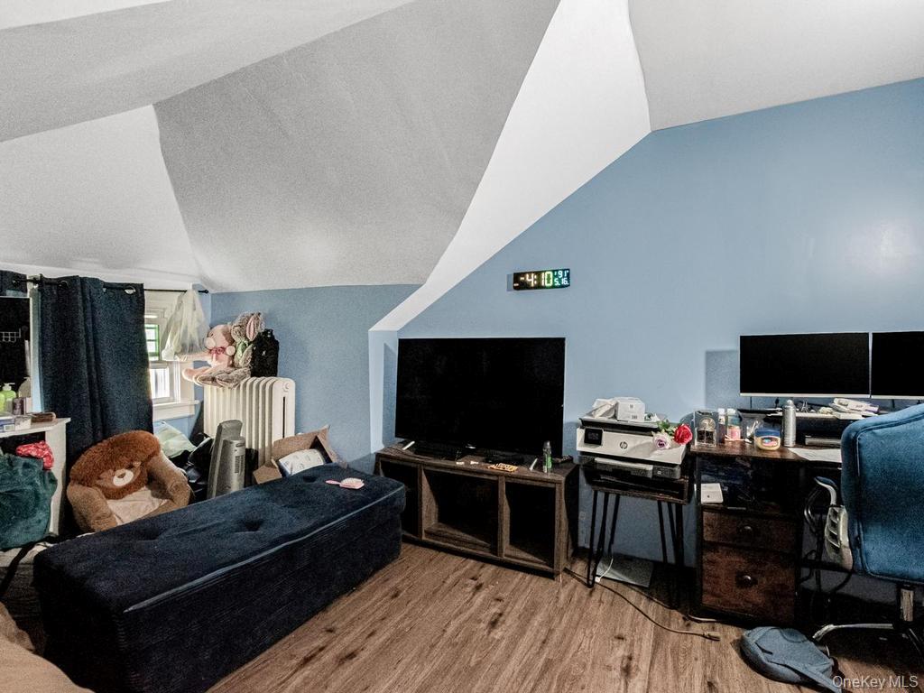 265 Park Hill Avenue – For Sale photo 13