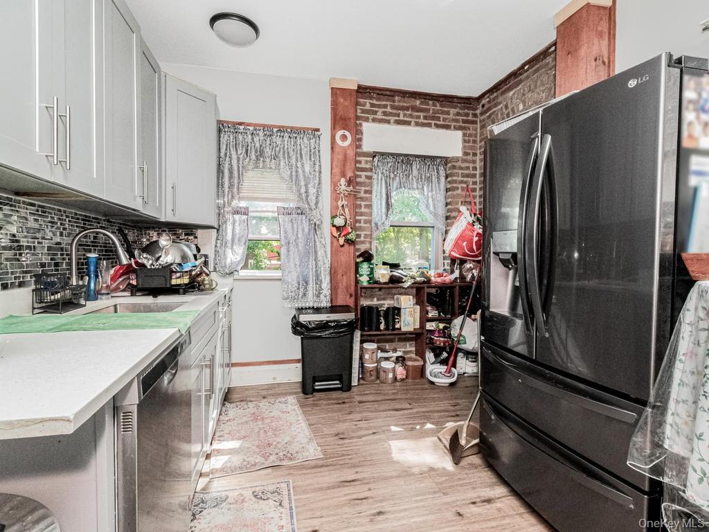 265 Park Hill Avenue – For Sale photo 7