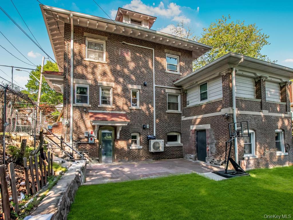 265 Park Hill Avenue – For Sale photo 24