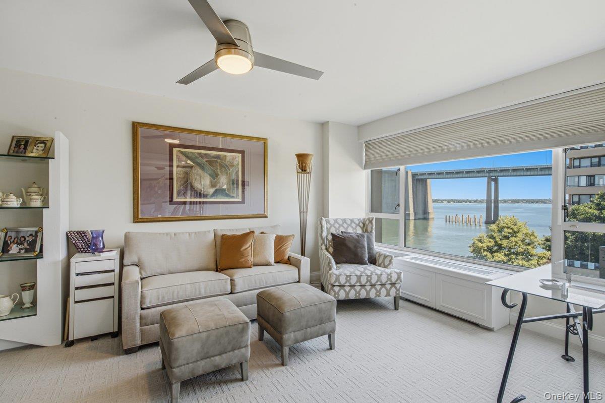166-25 Powells Cove Boulevard, Unit 4M photo 10