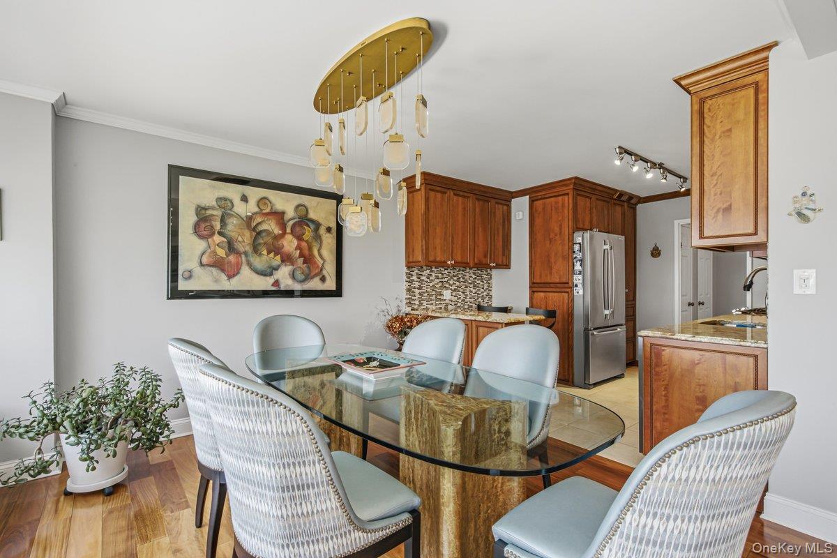 166-25 Powells Cove Boulevard, Unit 4M photo 9