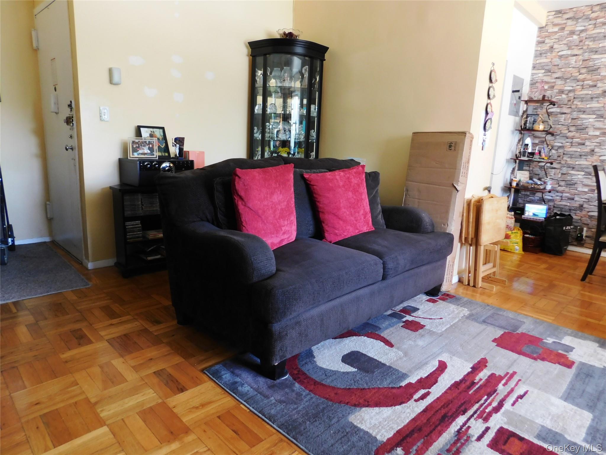 1 Fordham Hill Oval, Unit 2E photo 11