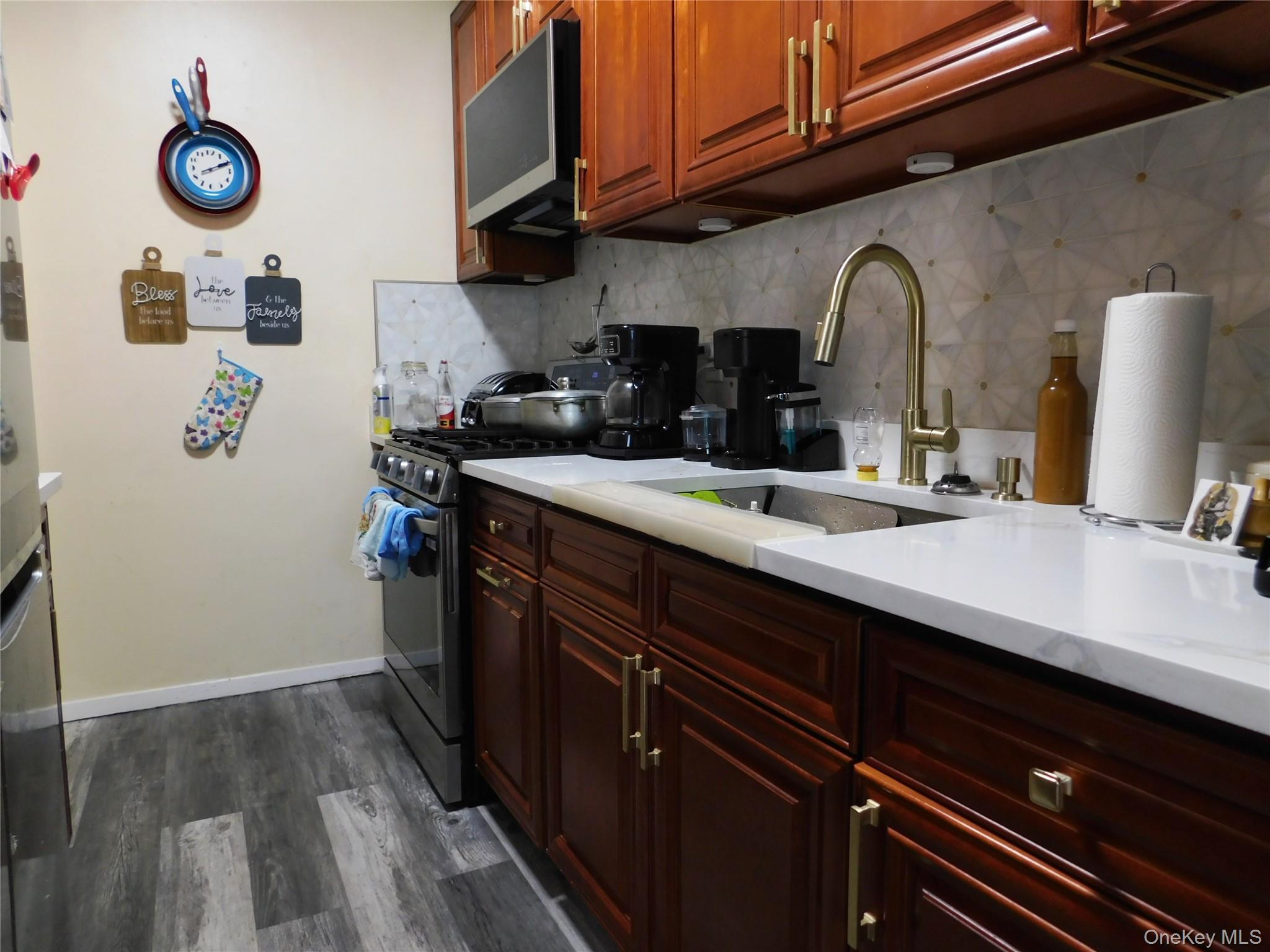 1 Fordham Hill Oval, Unit 2E photo 9