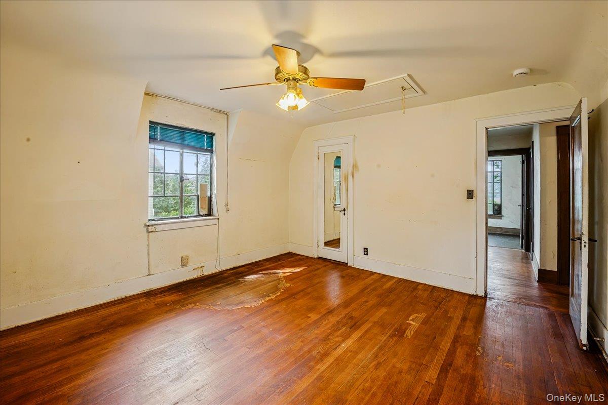 43 Pinecrest Parkway – For Sale photo 17