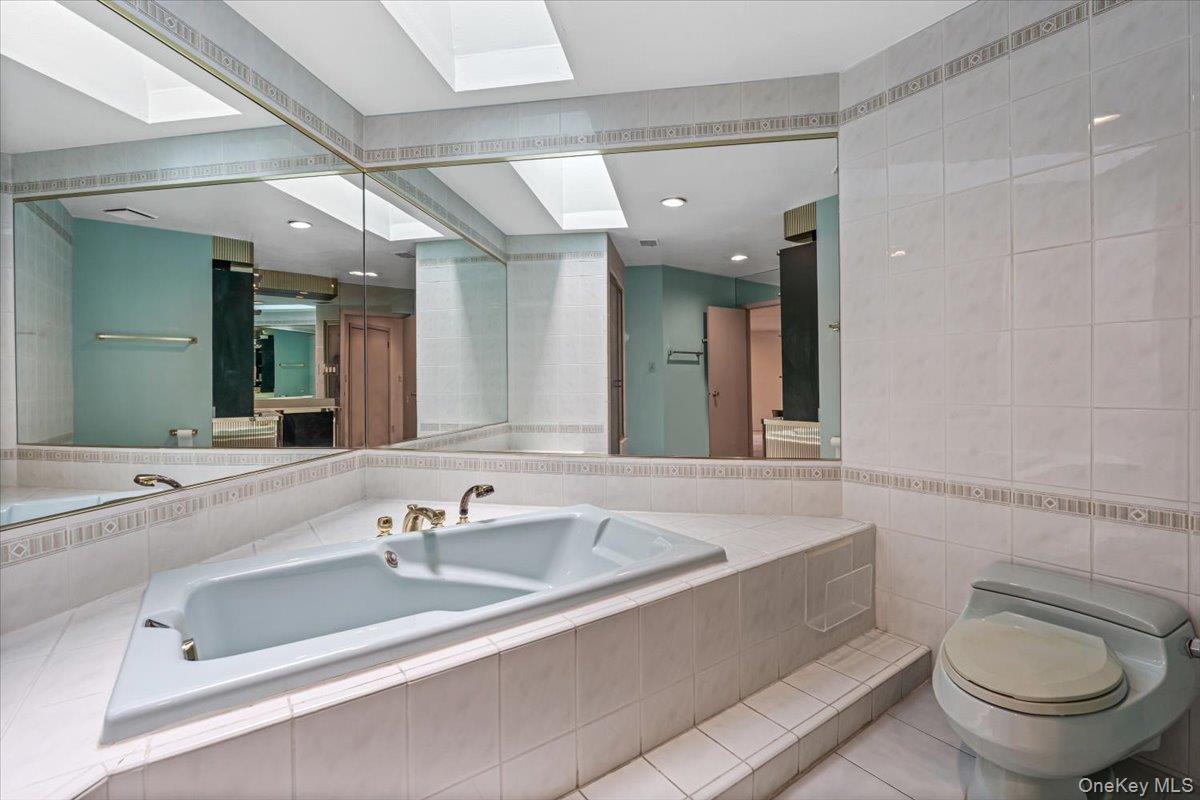 2 Maple Run Drive – For Sale photo 13