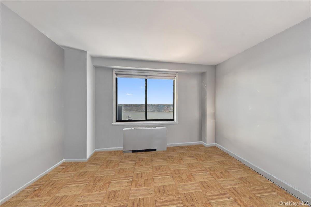 3671 Hudson Manor Terrace, Unit 14L photo 24