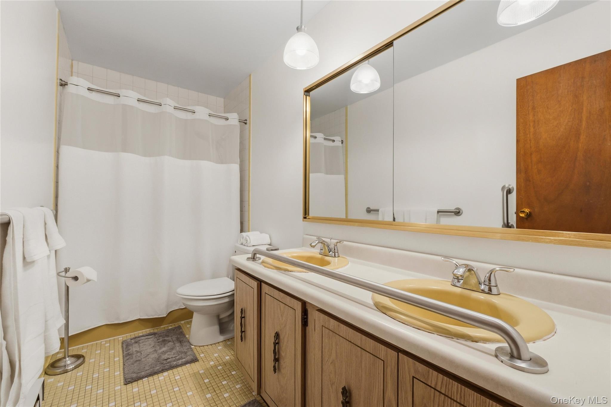 26 Maple Drive – For Sale photo 16