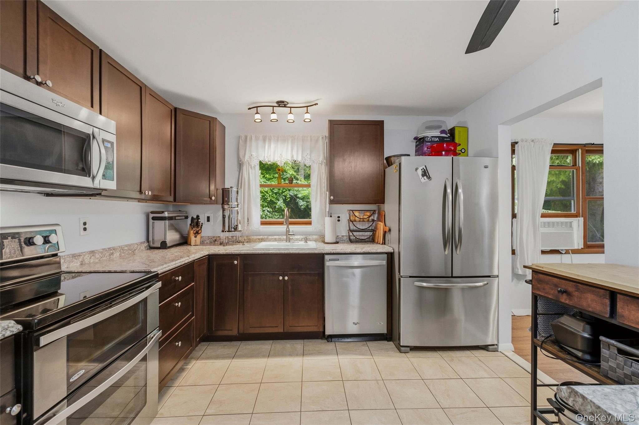 26 Maple Drive – For Sale photo 11
