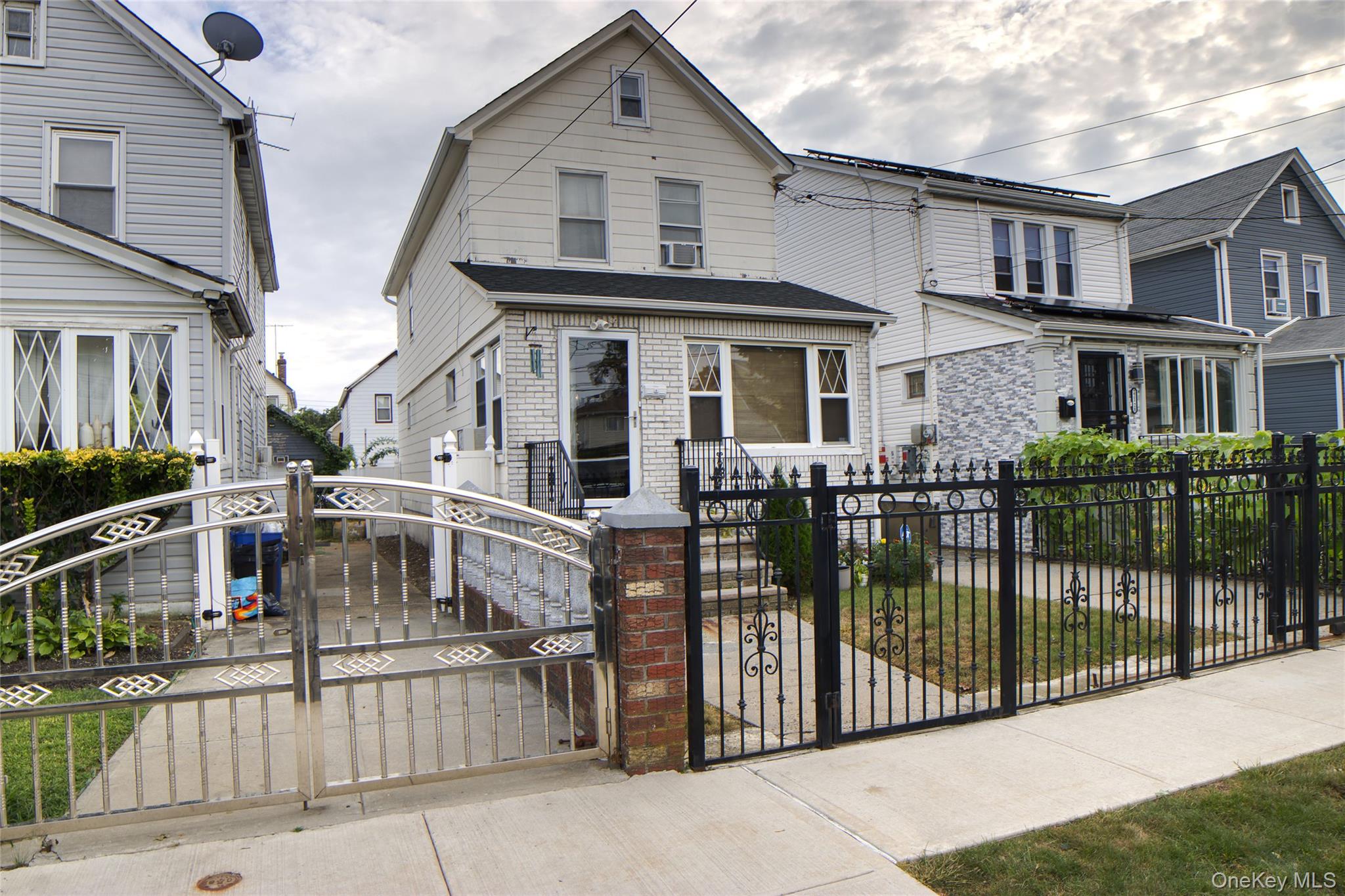 221-30 103rd Avenue – For Sale