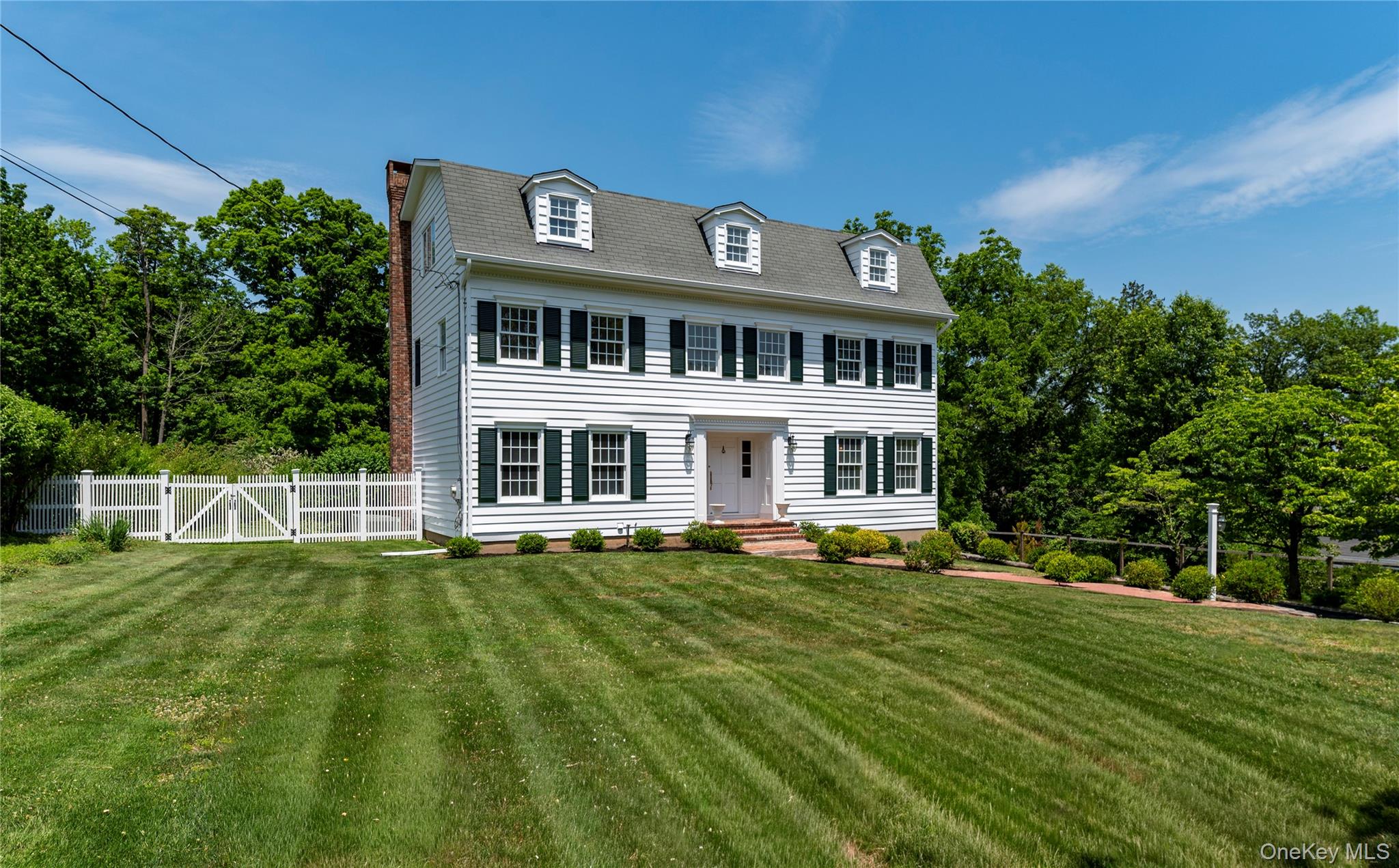 102 Birchwood Avenue – For Sale