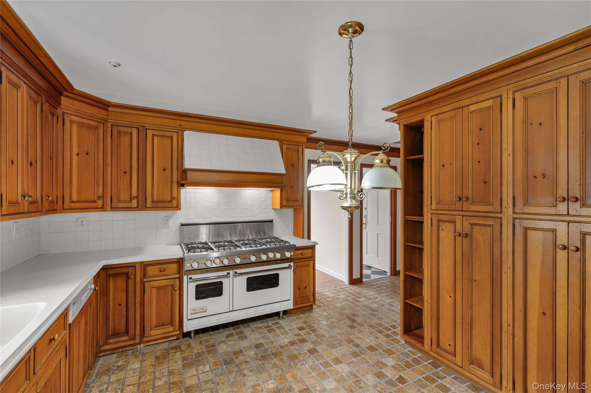 102 Birchwood Avenue – For Sale photo 19
