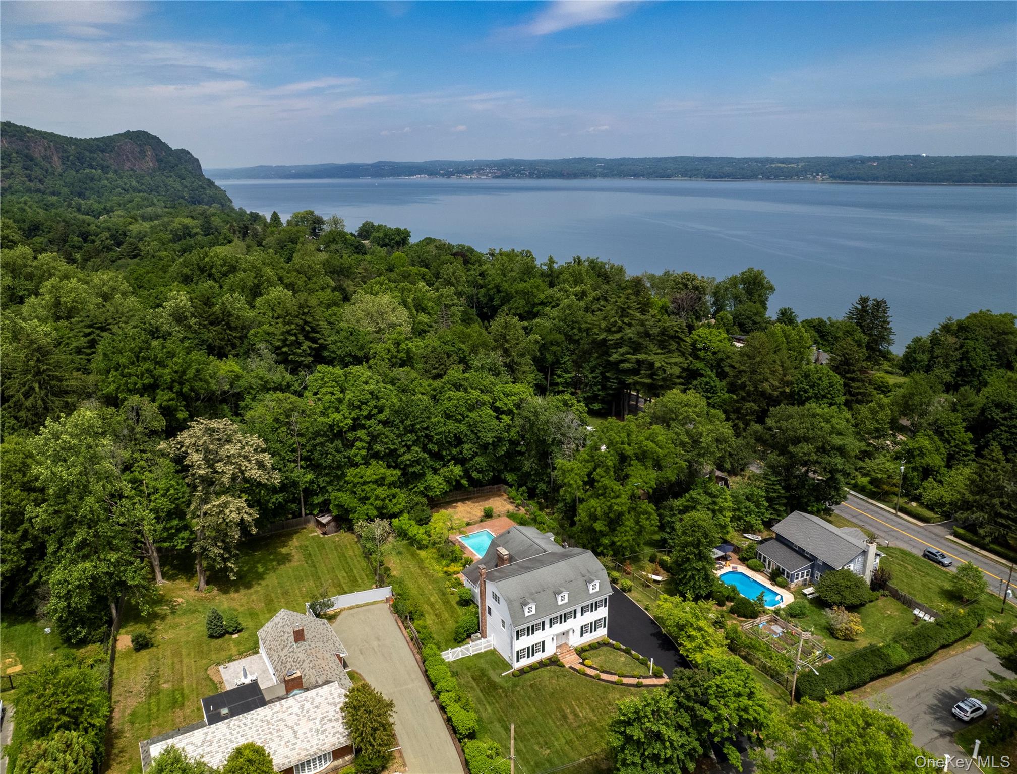 102 Birchwood Avenue – For Sale photo 3