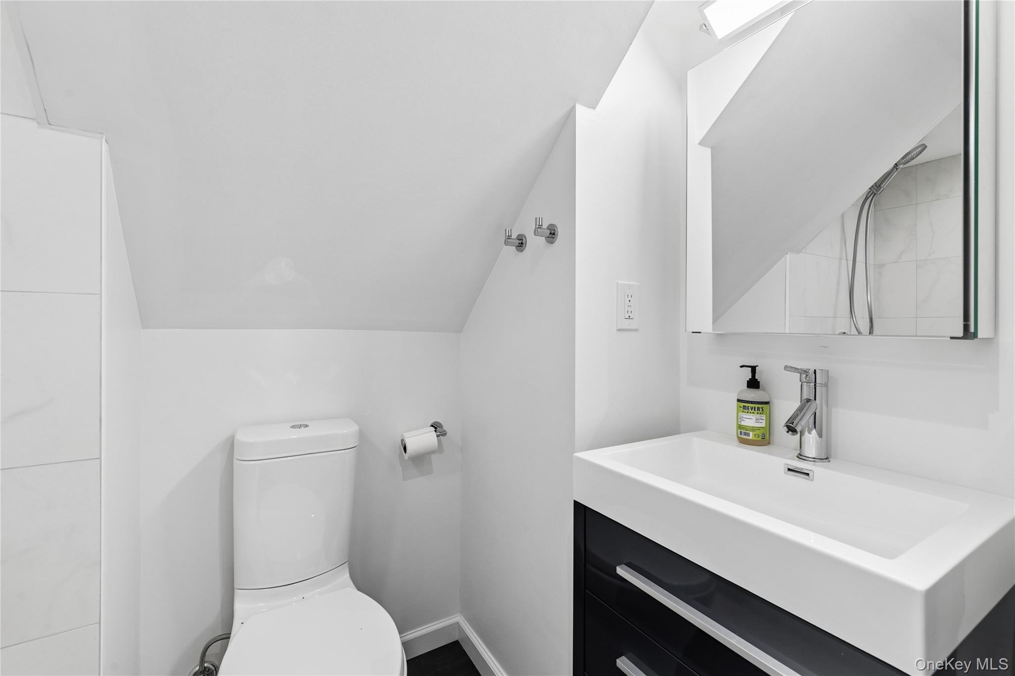 17 Squires Boulevard – For Sale photo 31