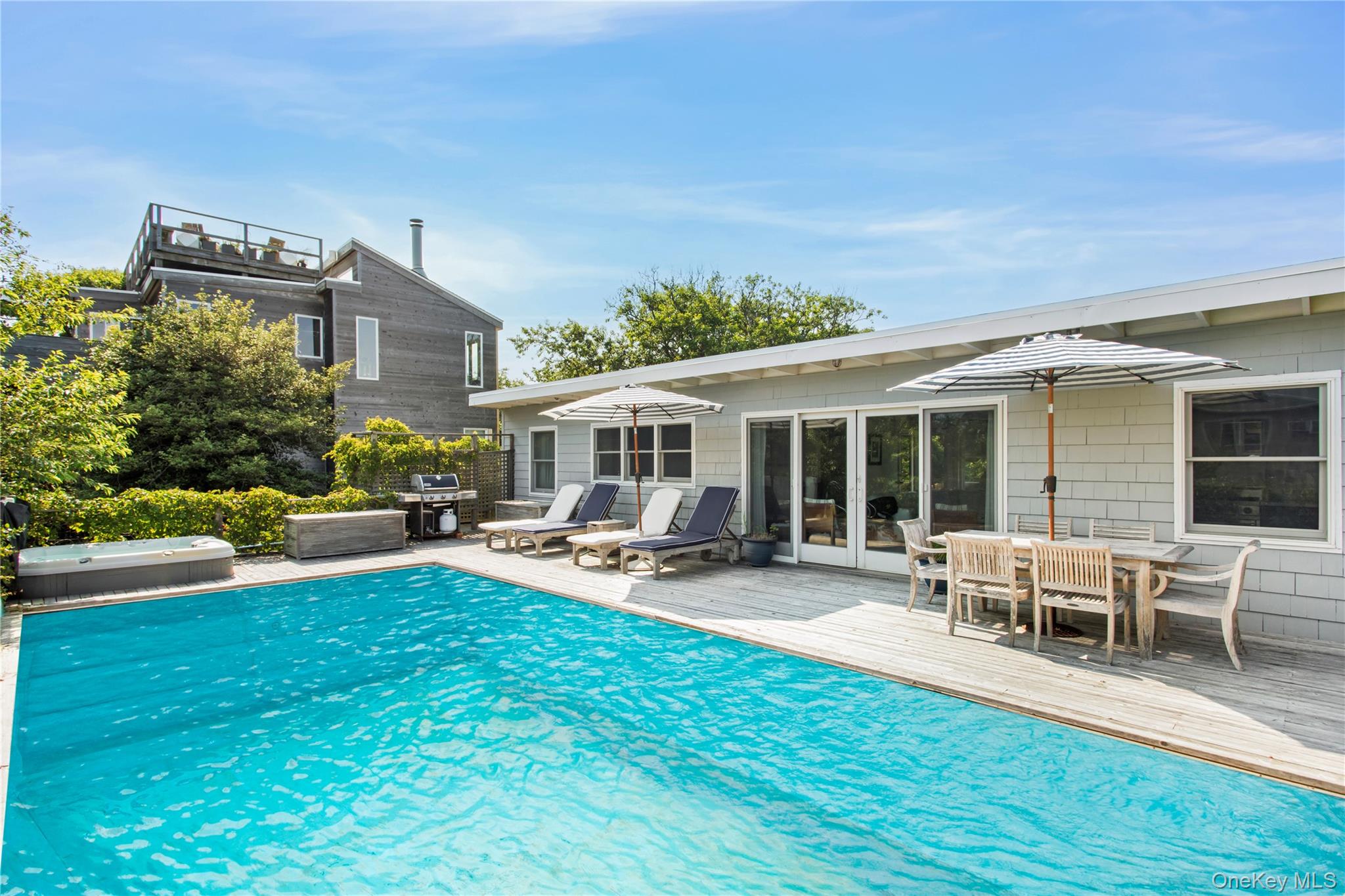 445 Sail Walk – For Sale