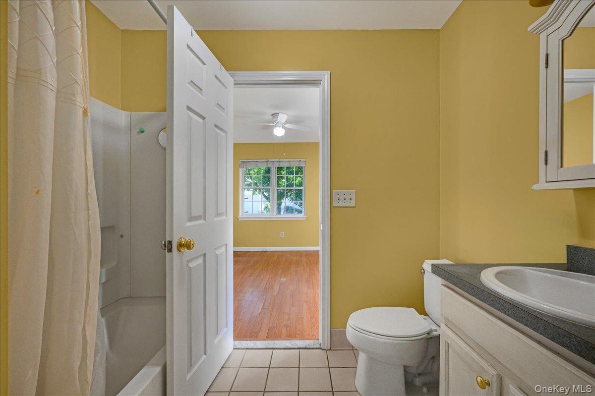 204 Mattituck Court – For Sale photo 16