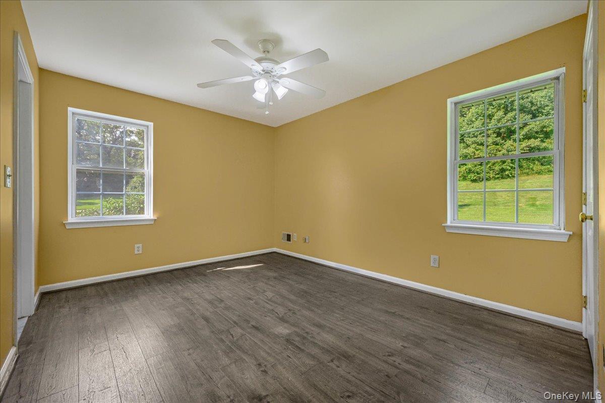 204 Mattituck Court – For Sale photo 17