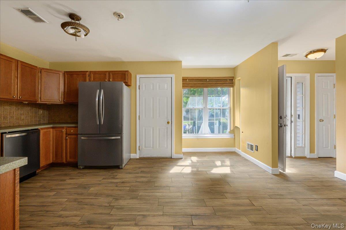 204 Mattituck Court – For Sale photo 10