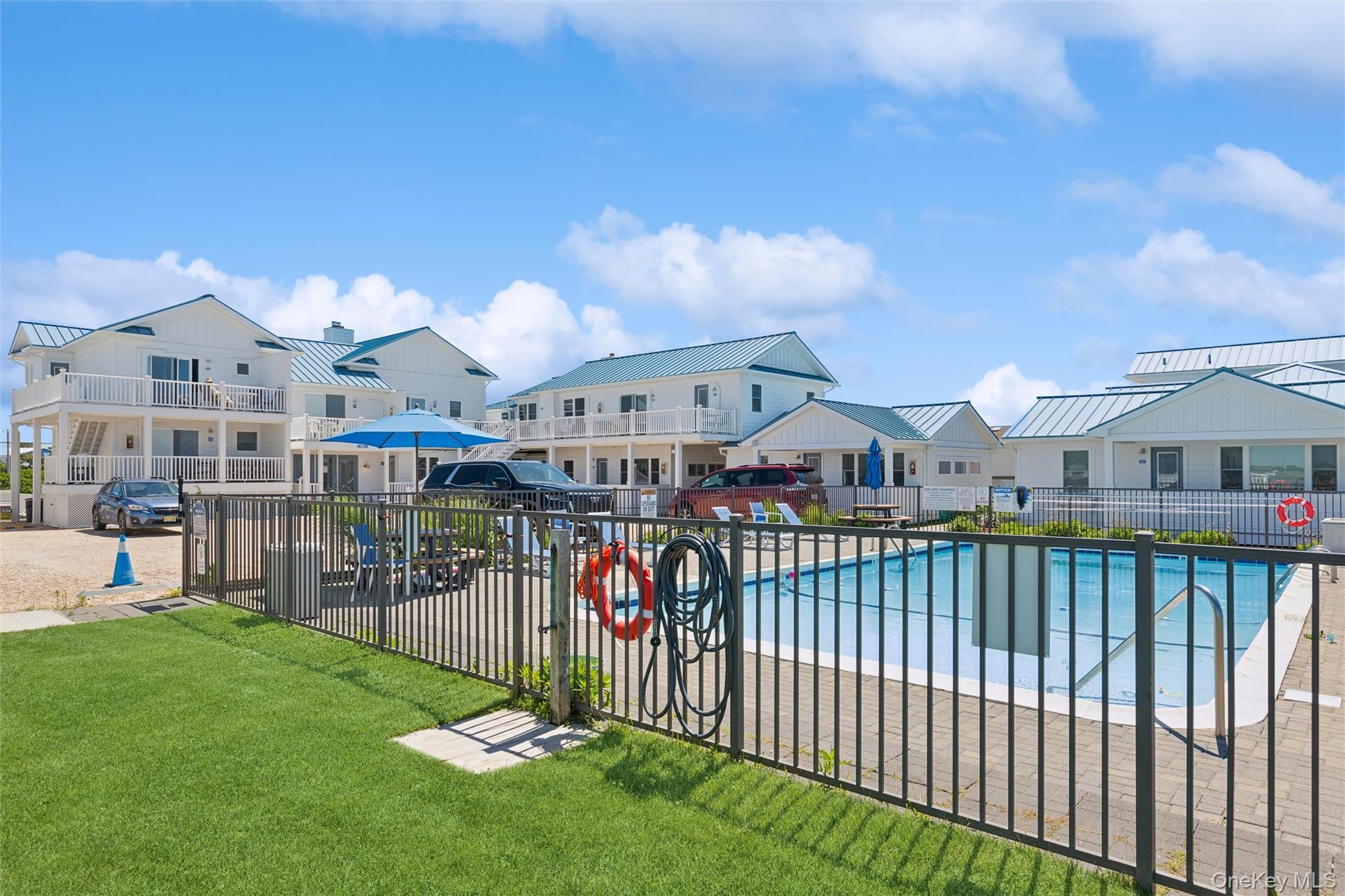 6 Soundview #G Drive, Unit G photo 13