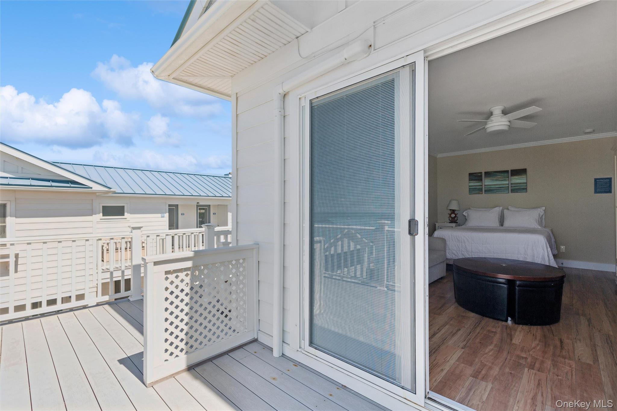 6 Soundview #G Drive, Unit G photo 12